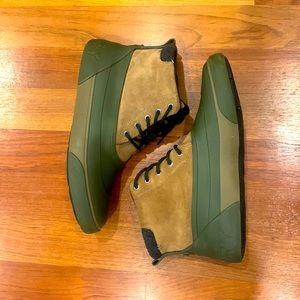 Sperry boots size 11 mens